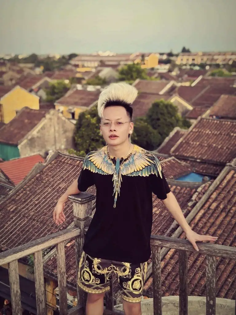 Hoàng cửu bảo